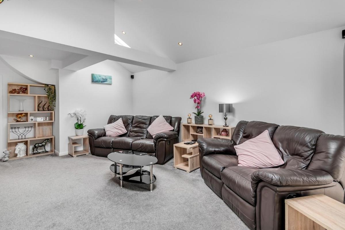 4Br Long Stays Free Parking High Speed Wi-Fi Horsford المظهر الخارجي الصورة